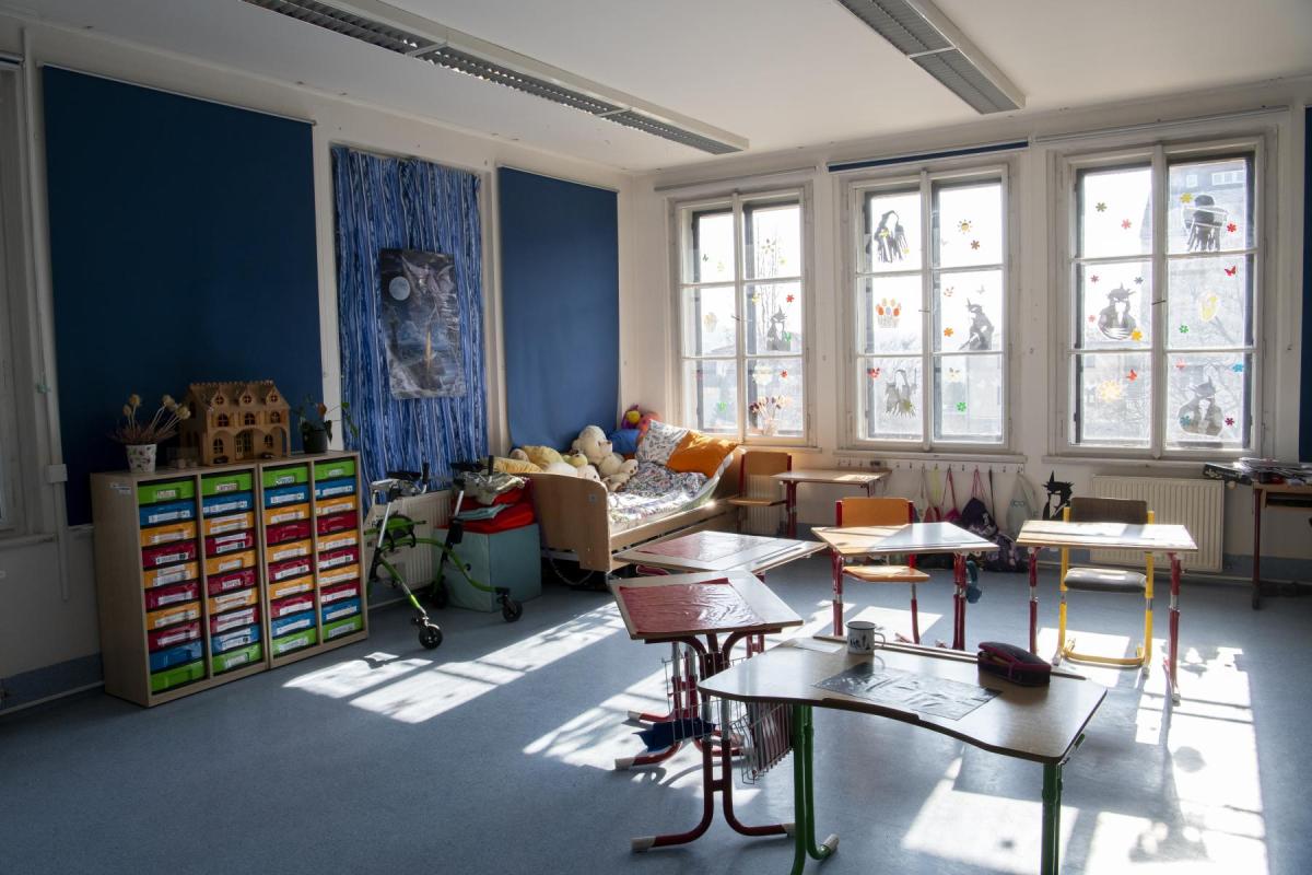 O škole a školských zařízeních